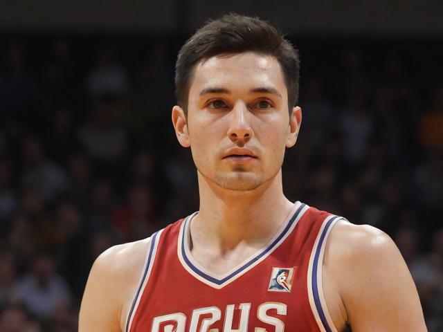 开云体育_ NBA全明星赛的回顾：明星球员的巅峰对决，nba全明星开幕式视频