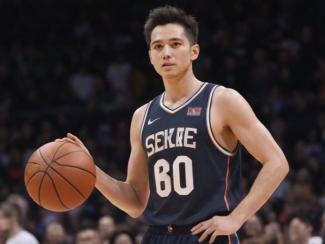 开云体育_ NBA季后赛的最佳攻防策略分析，nba季后赛形势分析